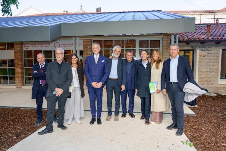 Il Ministro della Cultura, Alessandro Giuli, visita le nuove biglietterie ai Giardini destinate alle esposizioni di Architettura e Arte
