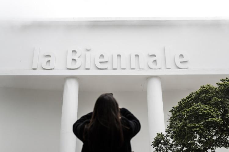 Al via la vendita dei biglietti per la Biennale Arte 2022