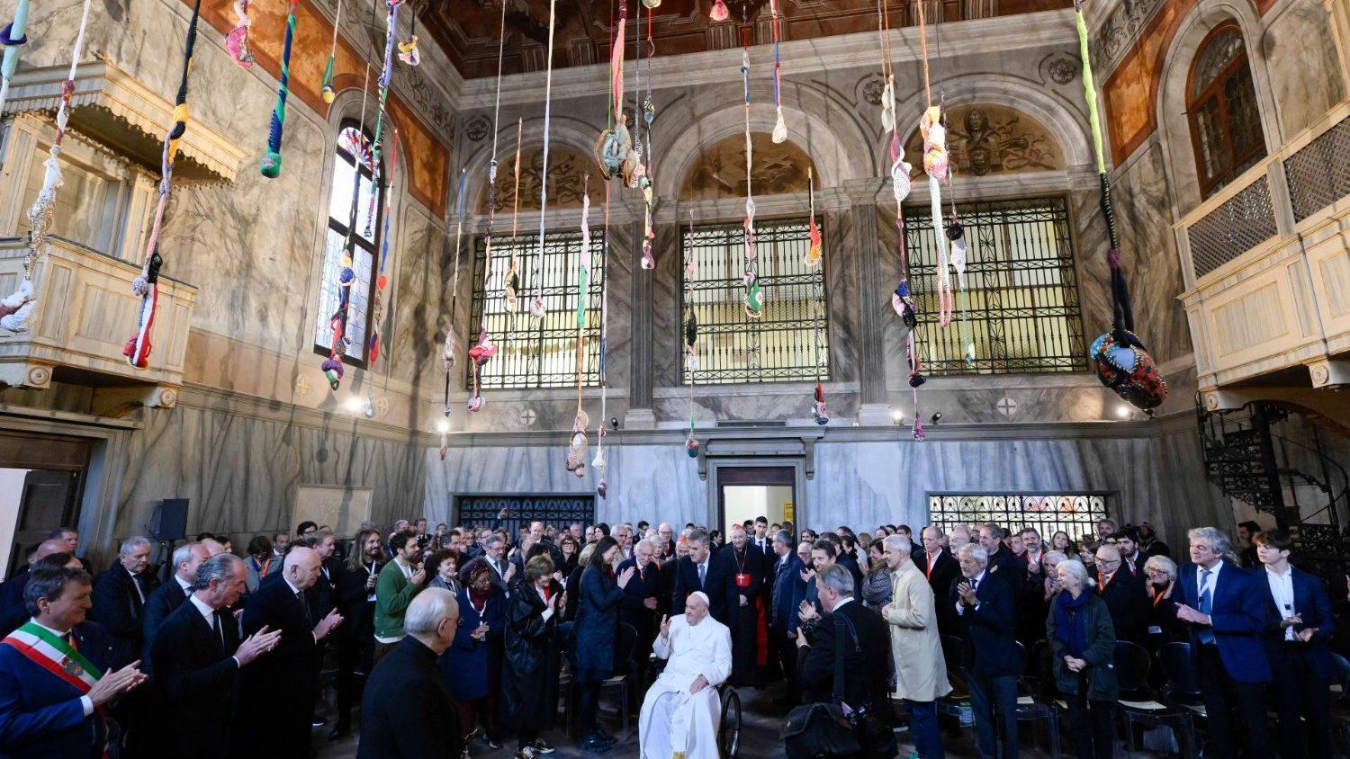 La visita di Papa Francesco al Padiglione Santa Sede