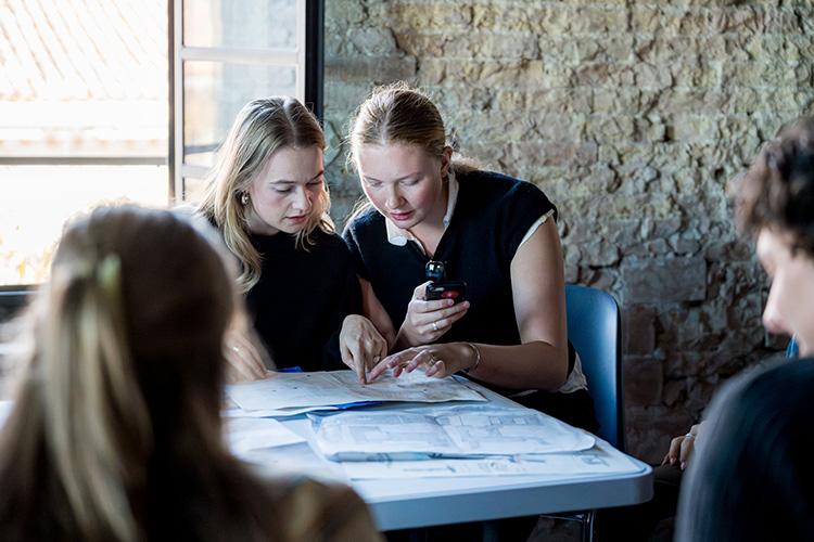 The new call of the Biennale College Internship programme