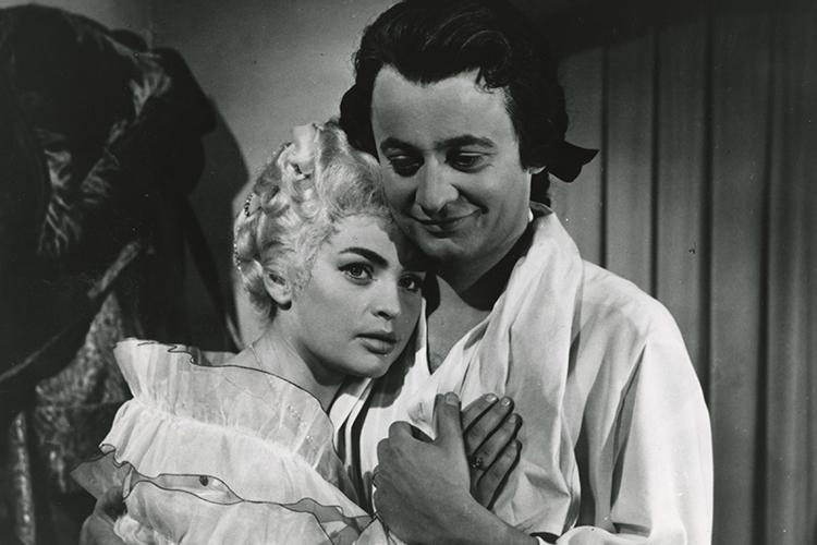 La scomparsa del maestro Roberto De Simone