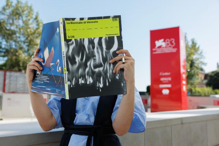 La Biennale presenta il nuovo numero della sua Rivista (n. 3/2026) “Pandemonium” a Villa d’Este