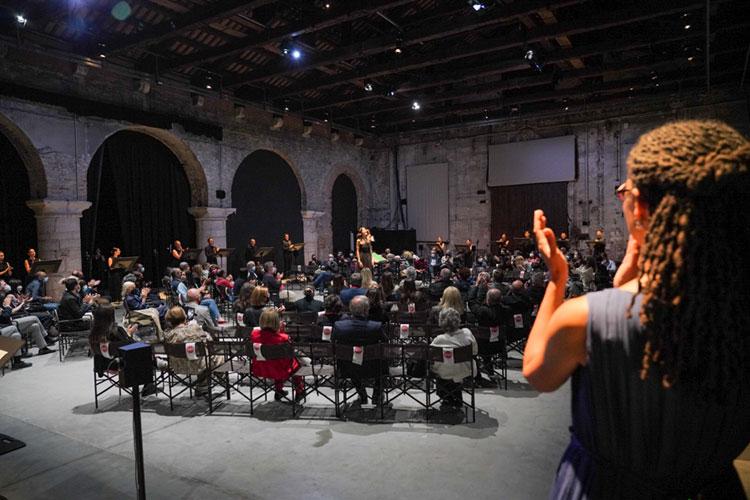 In vendita gli spettacoli dei Leoni della Biennale Danza Musica Teatro